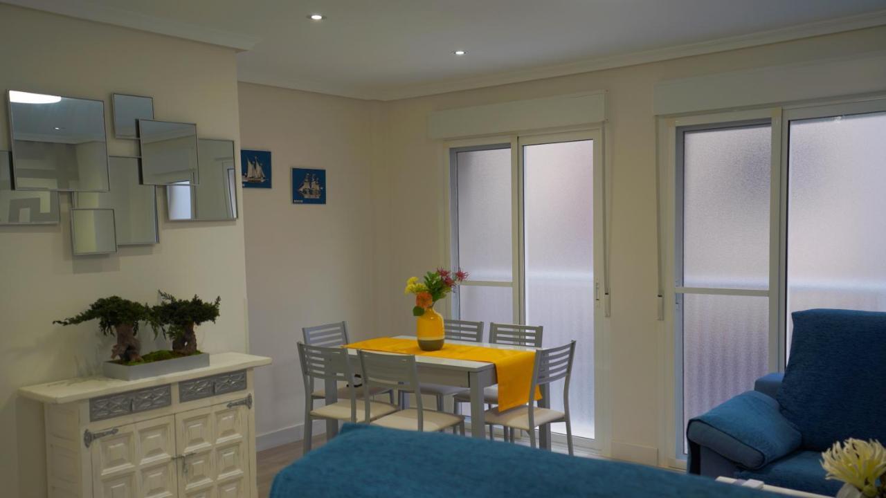 Stylish & Spacious Family Apartment Near Beach & Vibrant Historic Market Alicante Zewnętrze zdjęcie