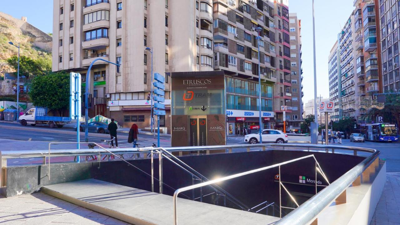 Stylish & Spacious Family Apartment Near Beach & Vibrant Historic Market Alicante Zewnętrze zdjęcie